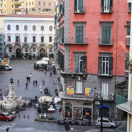 Modern Apartment At Piazza Del Gesu' By Wonderful Italy نابولي المظهر الخارجي الصورة