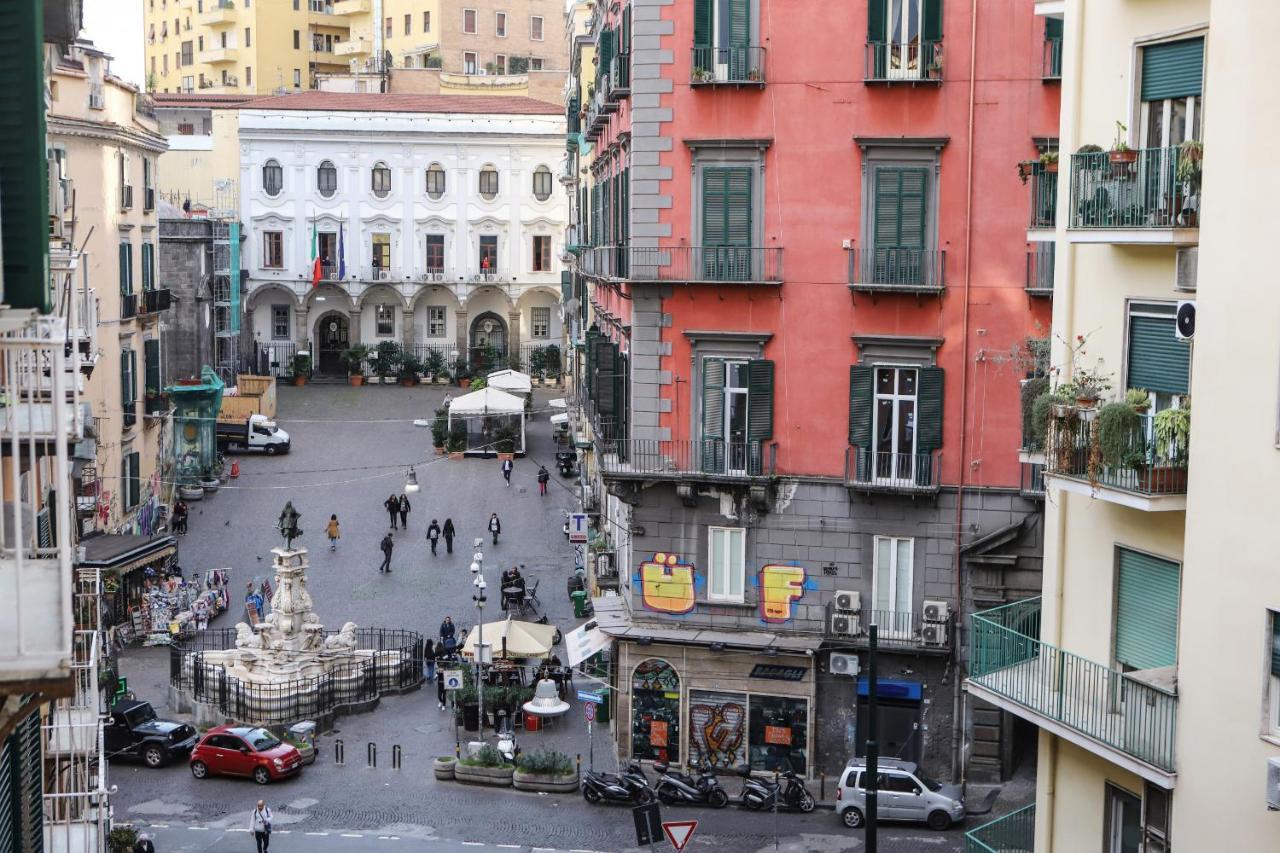 Modern Apartment At Piazza Del Gesu' By Wonderful Italy نابولي المظهر الخارجي الصورة